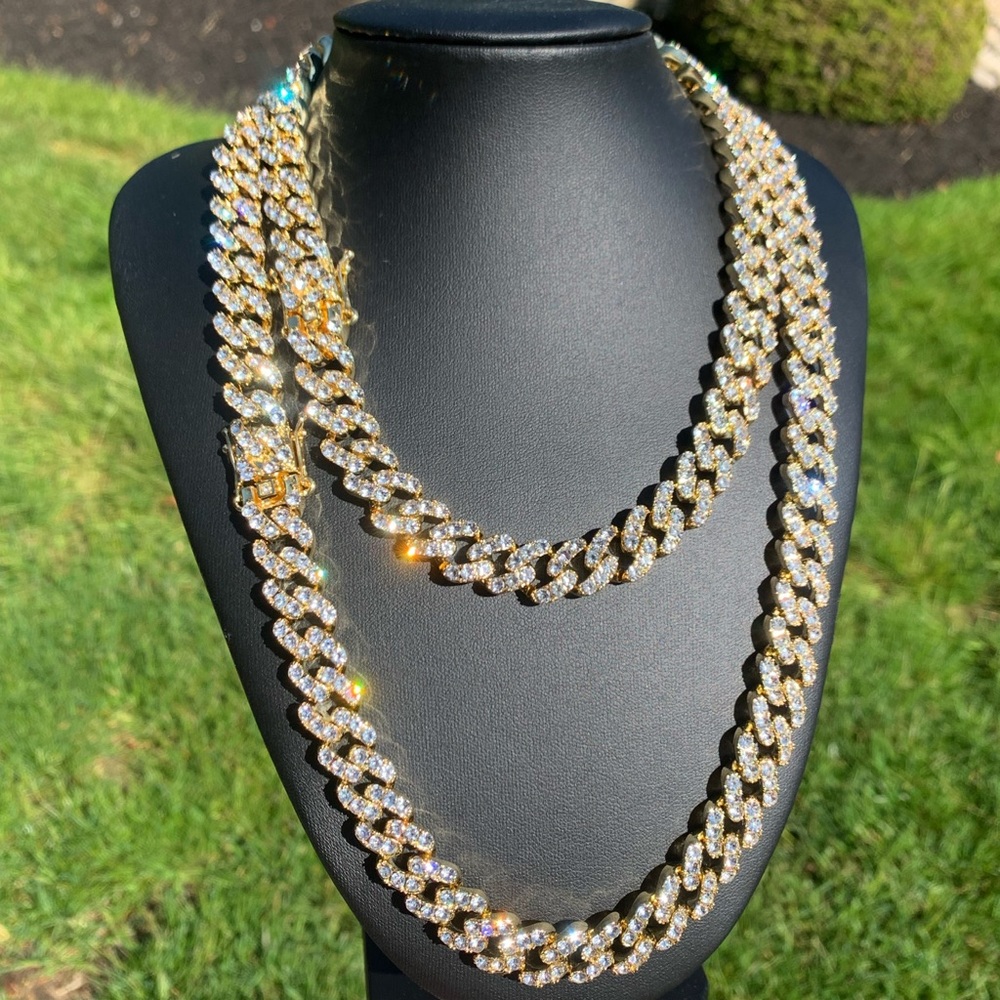 12mm Gold Cuban Link Chain Iced - Picture 2 of 4